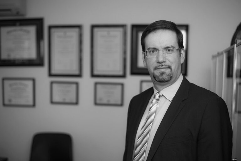 nikitakis-8.jpg